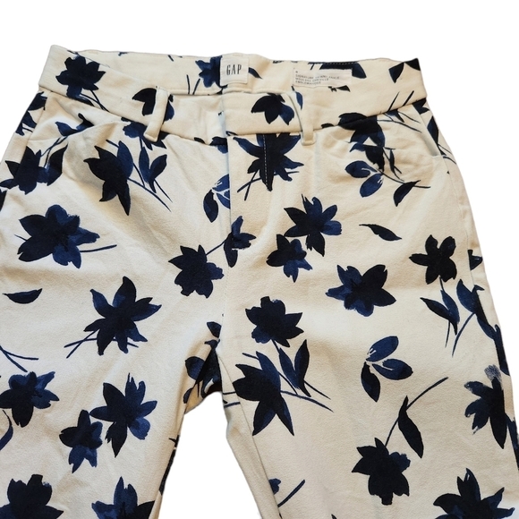 Gap signature Skinny  ankle white blue floral capri pants - Picture 3 of 10